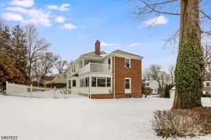 2 Hemlock Ct, Maplewood, NJ 07040 - Photo 41