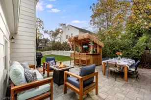 2 Hemlock Ct, Maplewood, NJ 07040 - Photo 37