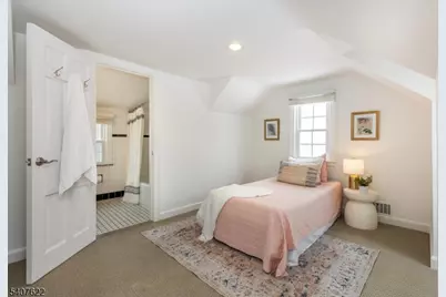 2 Hemlock Ct, Maplewood, NJ 07040 - Photo 31