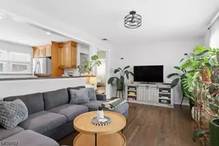 8 Cherry Ln, Randolph Township, NJ 07869 - Photo 13