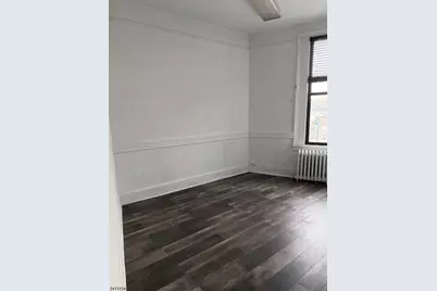 330 Glenwood Ave, Bloomfield, NJ 07003 - Photo 3