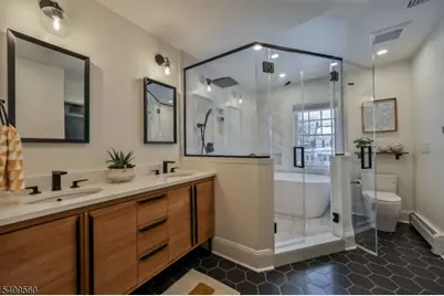 17 Collinwood Rd, Maplewood Twp., NJ 07040 - Photo 19