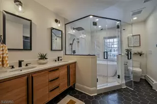 17 Collinwood Rd, Maplewood Twp., NJ 07040 - Photo 19