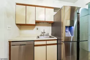 660-672 N Broad St, Elizabeth, NJ 07208 - Photo 7