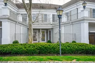 255 Riveredge Dr, Chatham Township, NJ 07928 - Photo 1