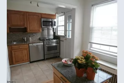 69B Meadowbrook Pl #B, Maplewood, NJ 07040 - Photo 5