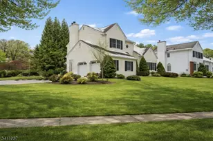 8 Kelly Dr, Roxbury Township, NJ 07876 - Photo 3