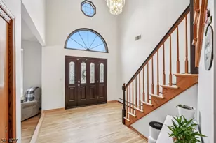 8 Kelly Dr, Roxbury Township, NJ 07876 - Photo 7