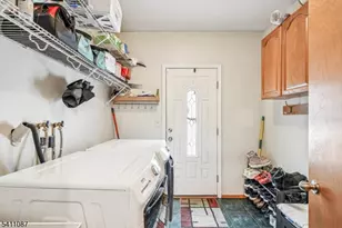 8 Kelly Dr, Roxbury Township, NJ 07876 - Photo 23