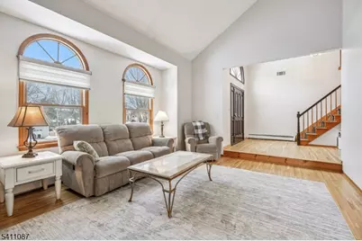 8 Kelly Dr, Roxbury Township, NJ 07876 - Photo 9