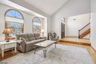 8 Kelly Dr, Roxbury Township, NJ 07876 - Photo 9