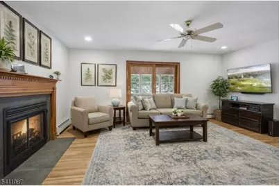 8 Kelly Dr, Roxbury Township, NJ 07876 - Photo 17