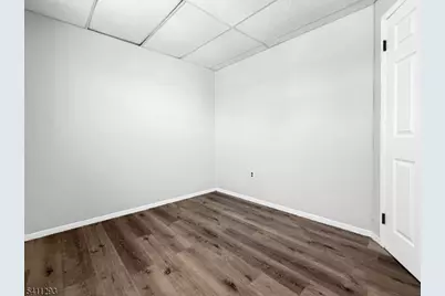 201 Cedar Aly, Phillipsburg, NJ 08865 - Photo 11