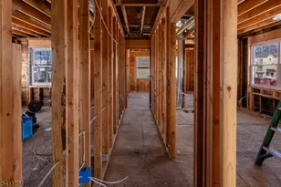 1123 Thompson Ave, Roselle, NJ 07203 - Photo 9