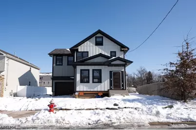 1123 Thompson Ave, Roselle, NJ 07203 - Photo 1