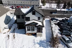 1123 Thompson Ave, Roselle, NJ 07203 - Photo 17