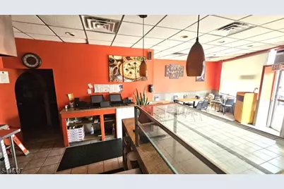 384 Totowa Rd, Totowa, NJ 07512 - Photo 7