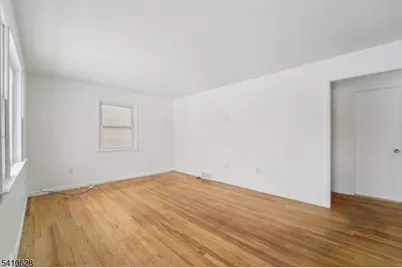 187 Olive Ave, Pompton Lakes, NJ 07442 - Photo 3