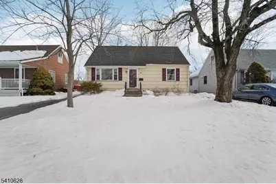 187 Olive Ave, Pompton Lakes, NJ 07442 - Photo 1