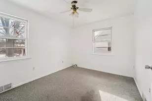 187 Olive Ave, Pompton Lakes, NJ 07442 - Photo 9