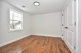 18 Governor Haines St, Hamburg, NJ 07419 - Photo 23