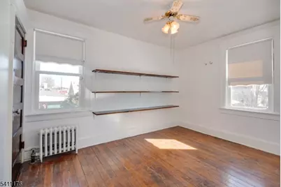 215 Victory St, Roselle, NJ 07203 - Photo 25