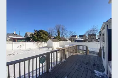 215 Victory St, Roselle, NJ 07203 - Photo 31