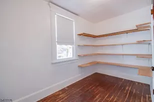 215 Victory St, Roselle, NJ 07203 - Photo 21