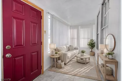 215 Victory St, Roselle, NJ 07203 - Photo 3