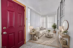 215 Victory St, Roselle, NJ 07203 - Photo 3