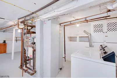 215 Victory St, Roselle, NJ 07203 - Photo 35