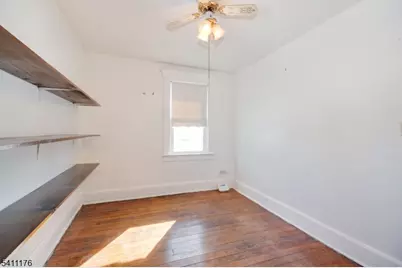 215 Victory St, Roselle, NJ 07203 - Photo 23