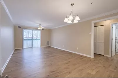 42 Crestview Ln #42, Mount Arlington, NJ 07856 - Photo 7