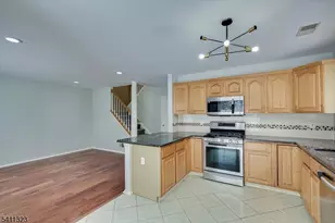 401 Pheasant Run, South Brunswick Township, NJ 08852 - Photo 15