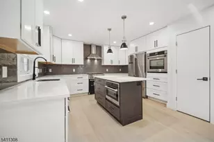 134 Hillside Ave, Livingston, NJ 07039 - Photo 5