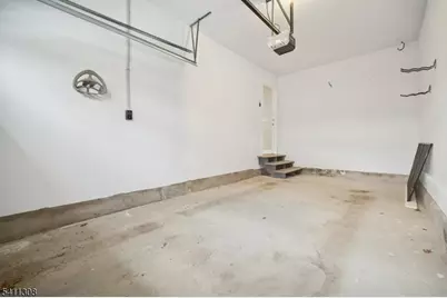 134 Hillside Ave, Livingston, NJ 07039 - Photo 19