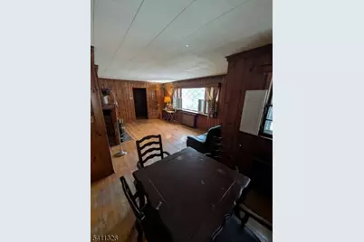 18 White Birch Ter, Caldwell, NJ 07006 - Photo 5