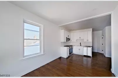 207 Valley Rd #9, Clifton, NJ 07013 - Photo 1