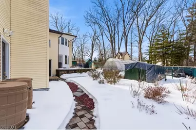 328 Hillside Ave, Livingston, NJ 07039 - Photo 37