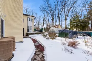 328 Hillside Ave, Livingston, NJ 07039 - Photo 37