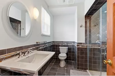 328 Hillside Ave, Livingston, NJ 07039 - Photo 29