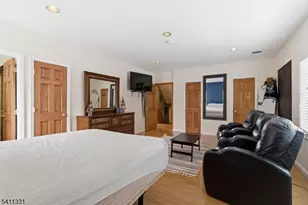 328 Hillside Ave, Livingston, NJ 07039 - Photo 27