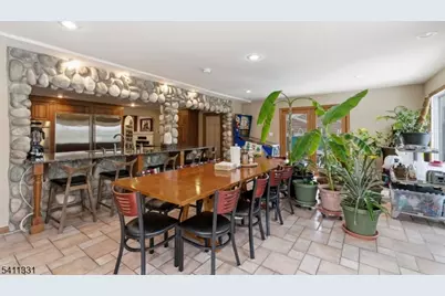 328 Hillside Ave, Livingston, NJ 07039 - Photo 13