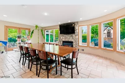 328 Hillside Ave, Livingston, NJ 07039 - Photo 3