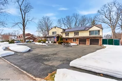 328 Hillside Ave, Livingston, NJ 07039 - Photo 43