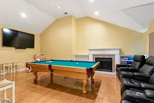 328 Hillside Ave, Livingston, NJ 07039 - Photo 17