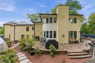 328 Hillside Ave, Livingston, NJ 07039 - Photo 25