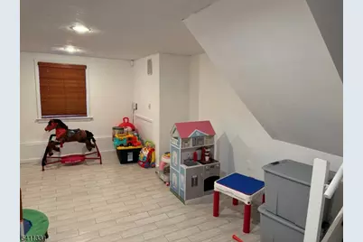 328 Hillside Ave, Livingston, NJ 07039 - Photo 33