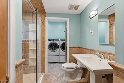 328 Hillside Ave, Livingston, NJ 07039 - Photo 21