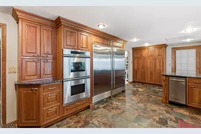 328 Hillside Ave, Livingston, NJ 07039 - Photo 5